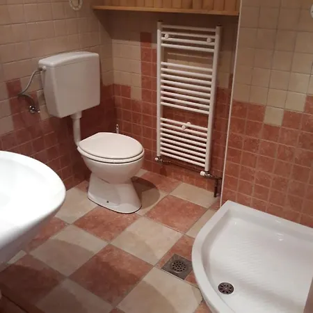 Apartma Pod Rozco Apartment