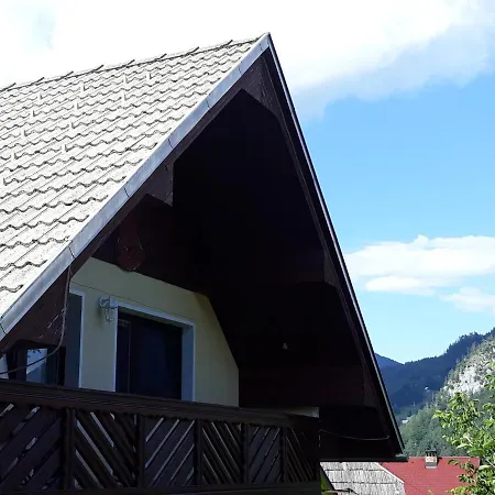 Apartma Pod Rozco * Jesenice